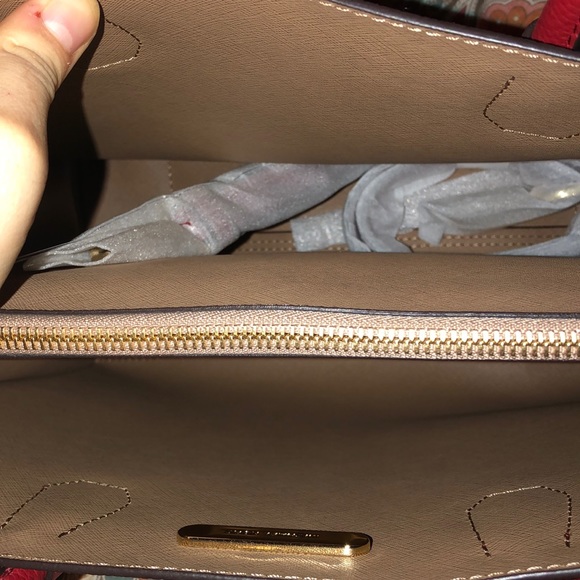 Michael Kors Purse - Picture 3 of 8